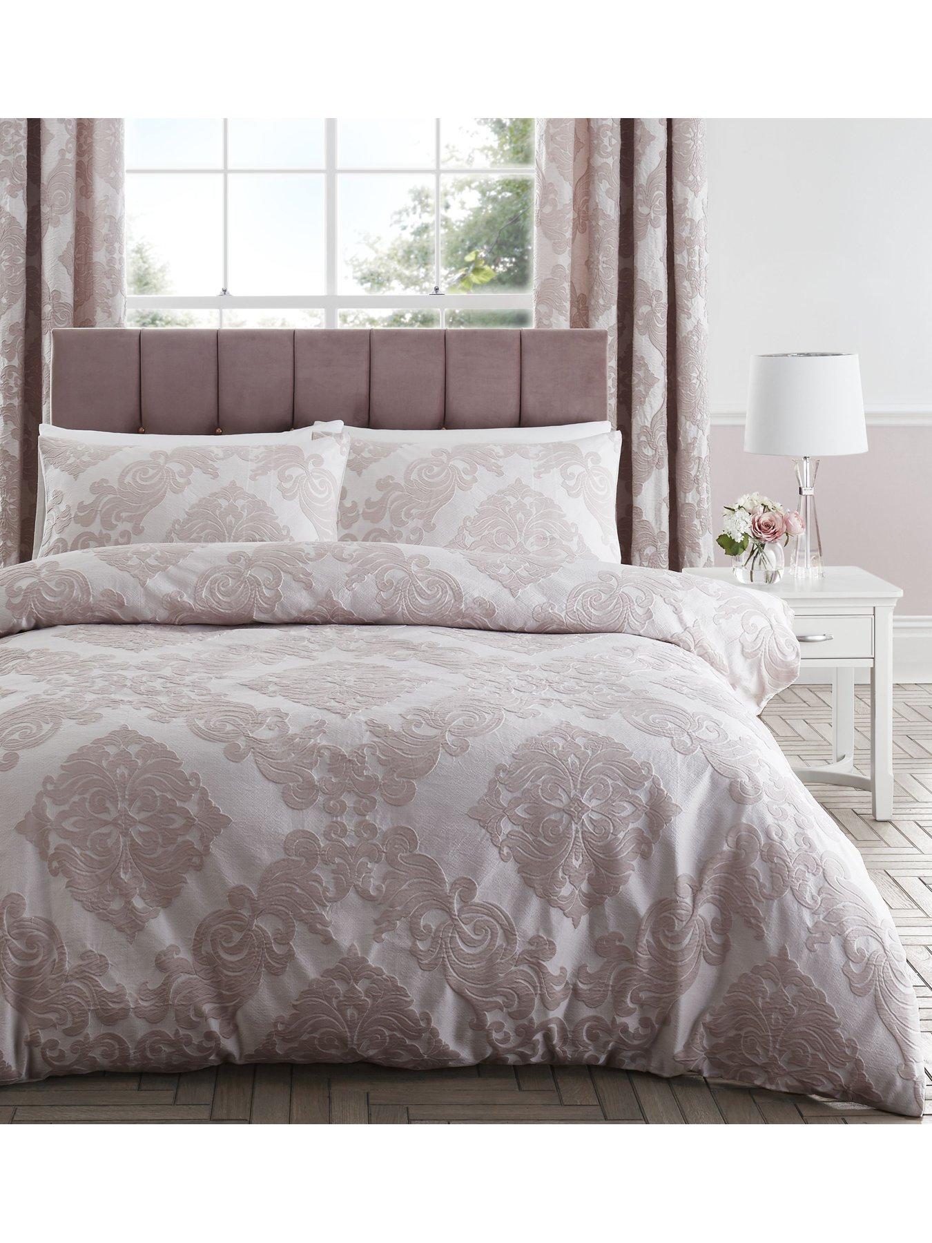 Catherine Lansfield Rococo Damask Jacquard Duvet Cover Set