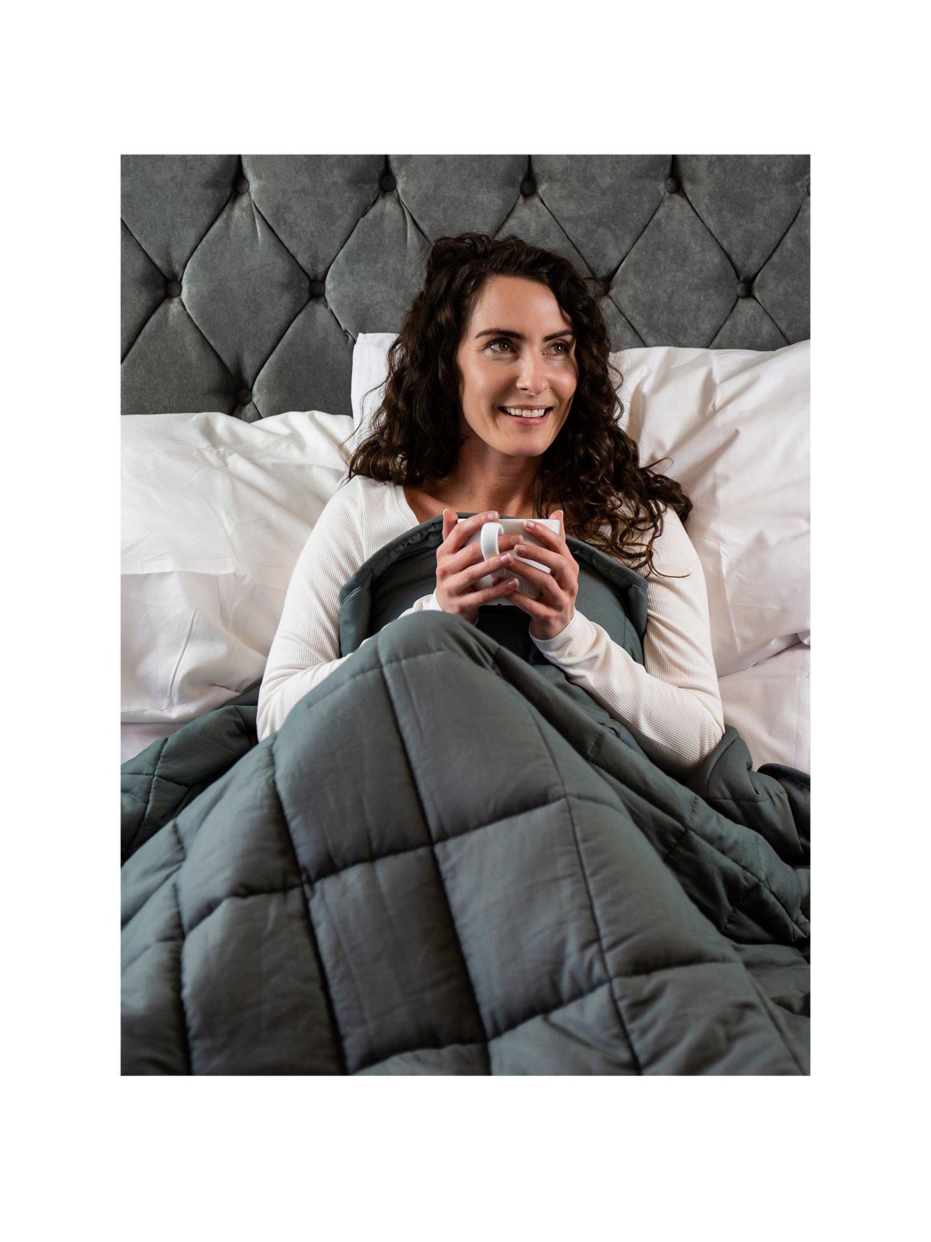 Rest Easy Weighted Blanket In Grey 7 Kg 135 X 200 Cm Littlewoodsireland Ie