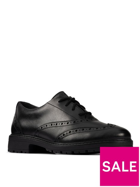 clarks-youth-loxham-lace-up-brogue-black