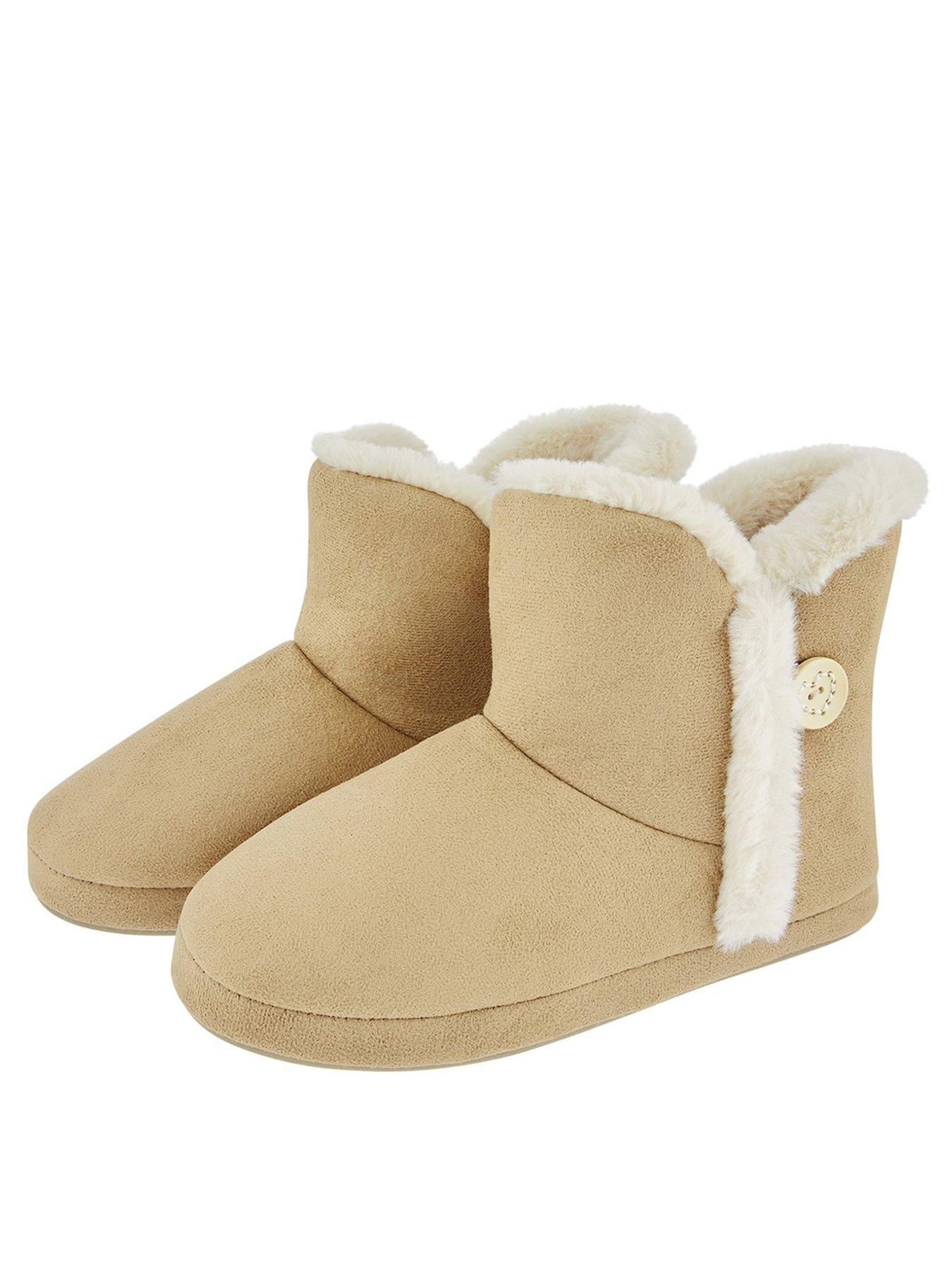 accessorise slipper boots