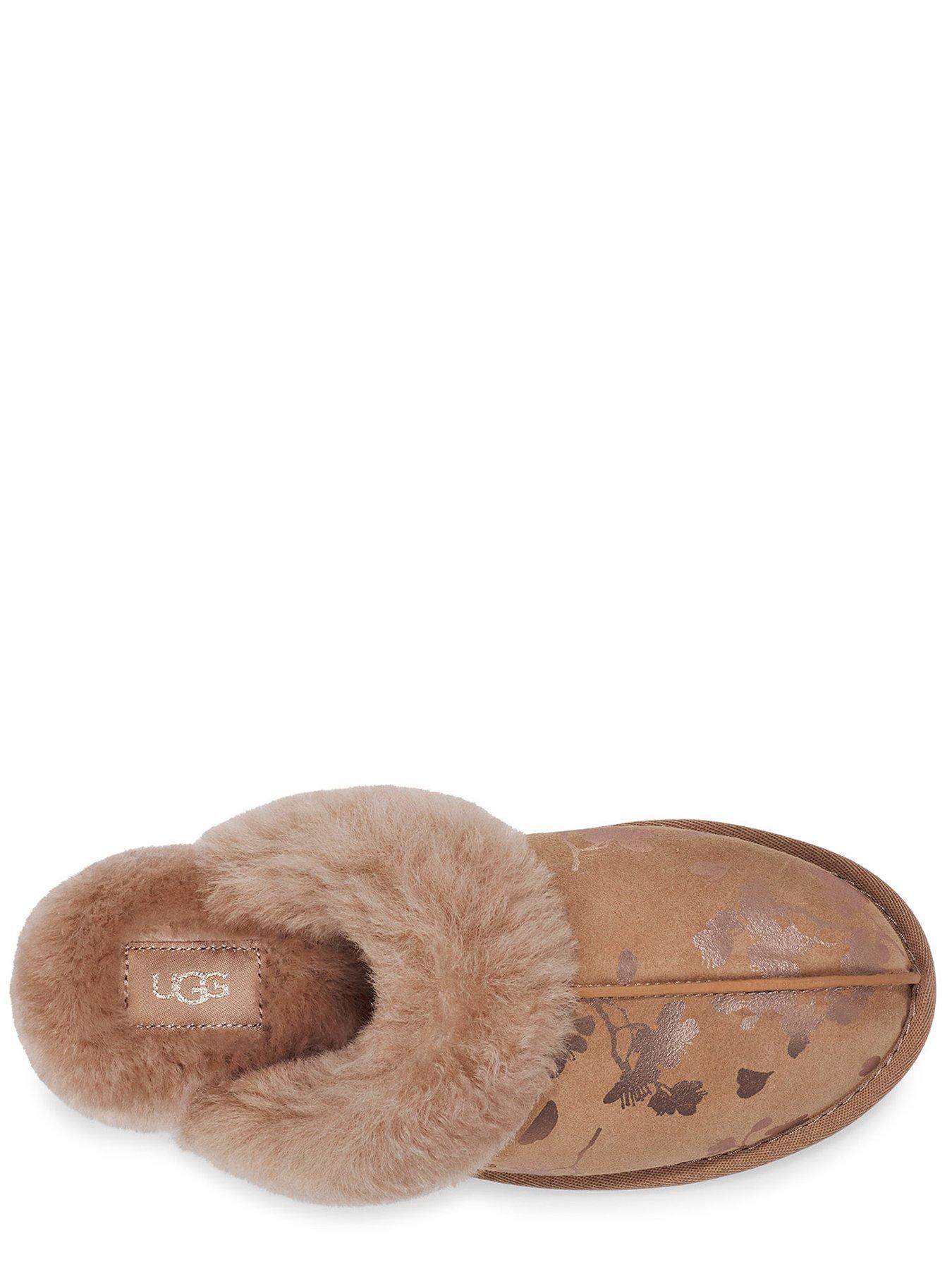 ugg scuffette slippers taupe