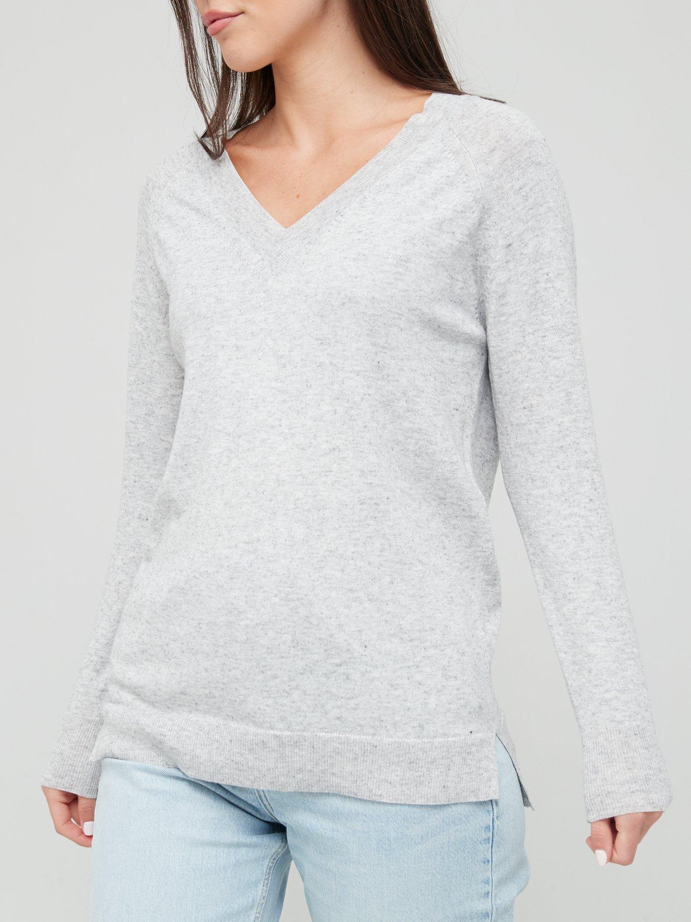 v neck back jumper