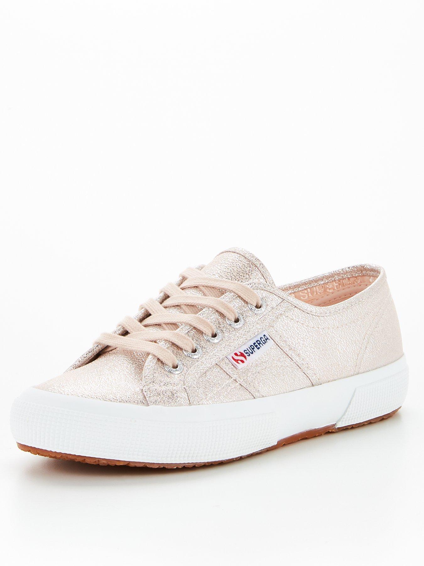 very superga