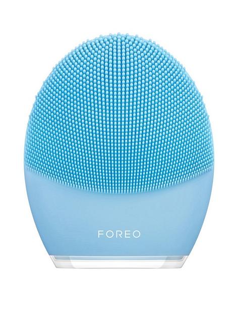foreo-luna-3-sonic-facial-cleanser-and-anti-aging-massager-for-combination-skin