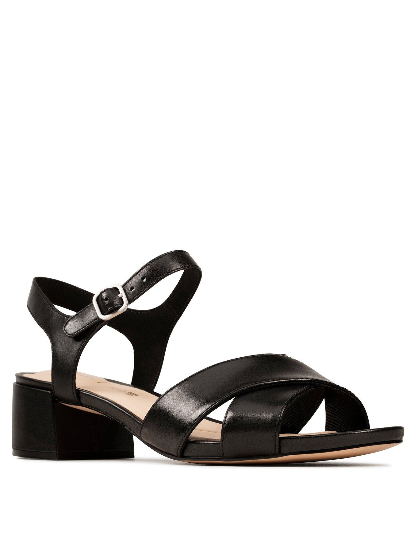 clarks sandals 5