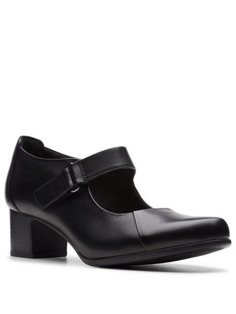 clarks-un-damson-vibe-shoes-black-leather