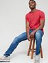 very-man-essentials-crew-neck-t-shirt-red-marloutfit