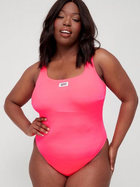 tommy-jeans-curvenbspscoop-back-cheek-one-piece-swimsuit-pink
