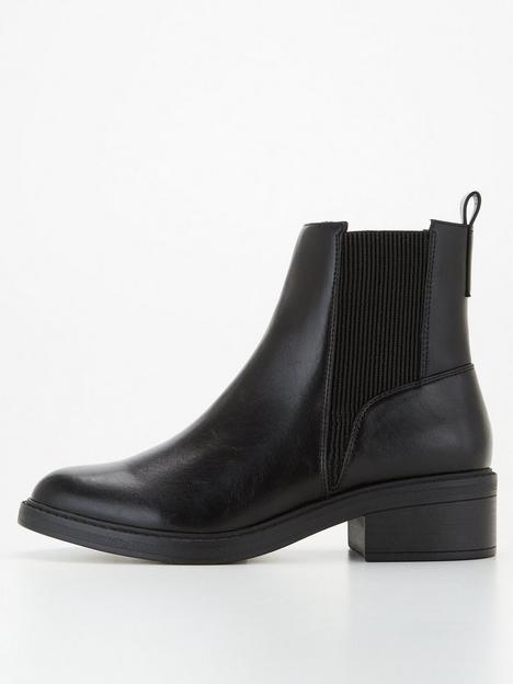everyday-flat-chelsea-boot-black